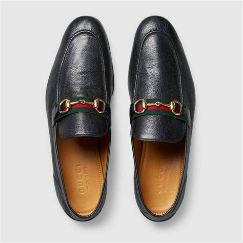 Loafer da uomo di Gucci .